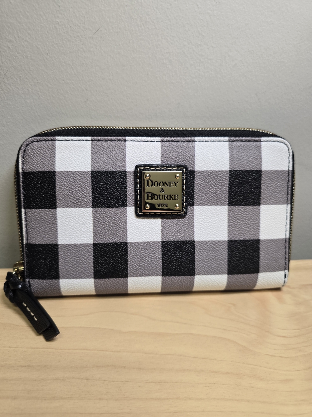 DOONEY & BOURKE Black White Grey Gingham Zip Around Wallet Gold Logo *No Strap*